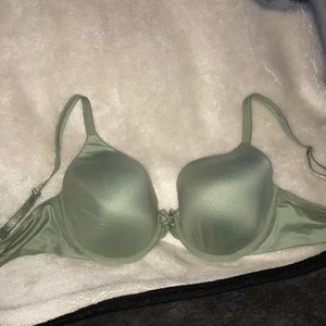 Victoria Secret Bra 36D